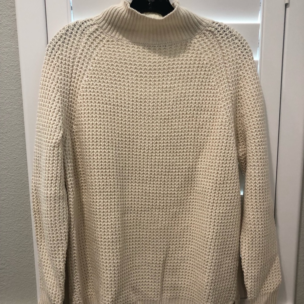 BDG sweater